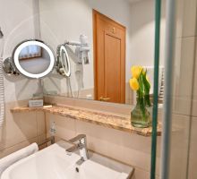 Badezimmer (3).jpg