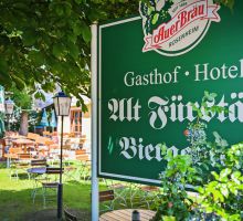 DSC_1141_Biergarten_1Kopie.jpg